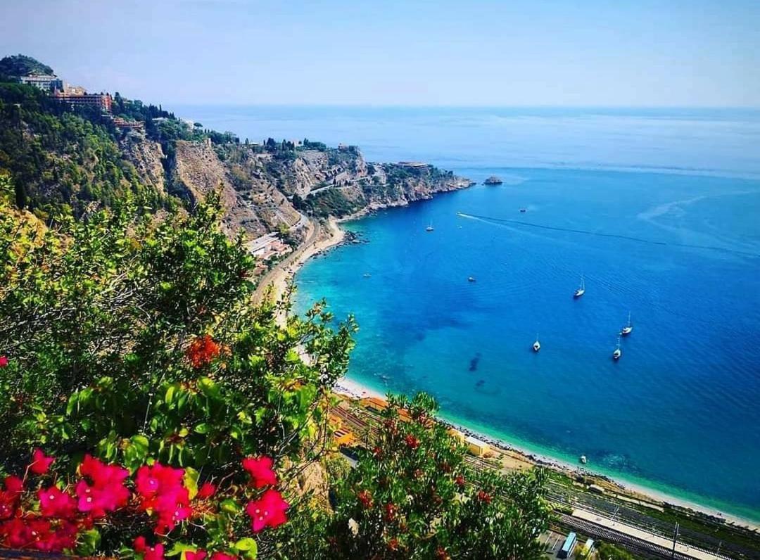 Bed and Breakfast Blue Sky House Taormina Exterior foto